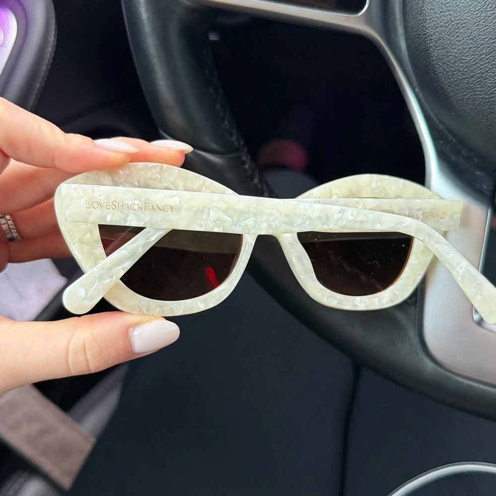 Loveshackfancy sunglasses - Picture 2 of 2